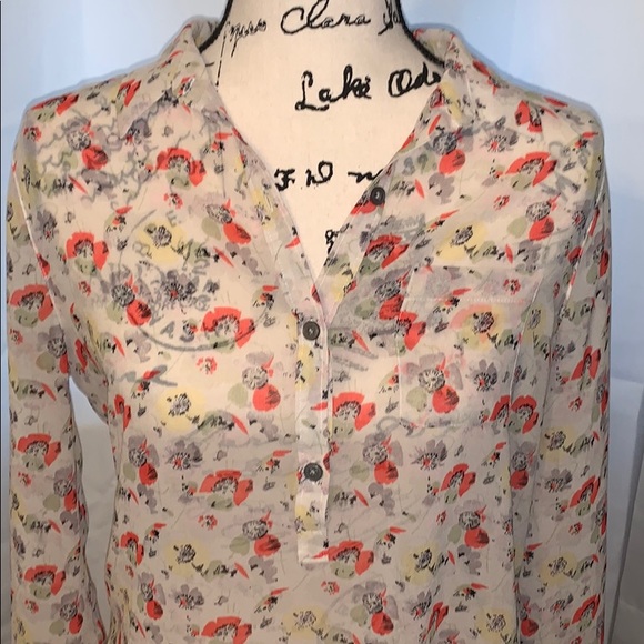 Ann Taylor Loft blouse size medium petit - Picture 2 of 4